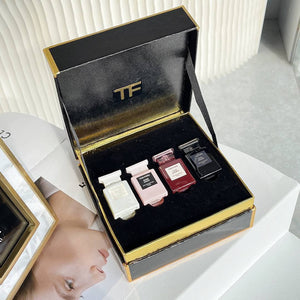 
            
                Load image into Gallery viewer, TOM FORD Private Blend Miniature Discovery Set 4 x 7.5ml
            
        
