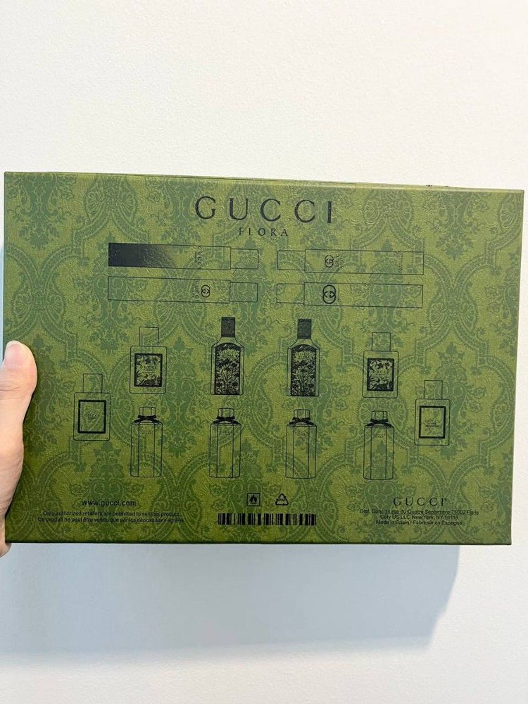 
            
                Load image into Gallery viewer, Gucci Gift Set Limited Edition 14 pcs
            
        