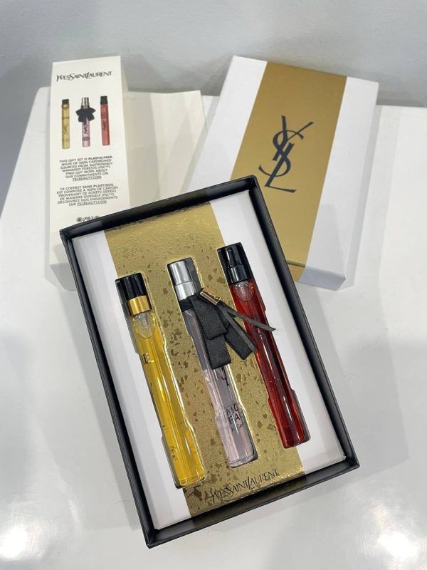 
            
                Load image into Gallery viewer, Yves Saint Laurent Gift Set 3 x 10ml
            
        