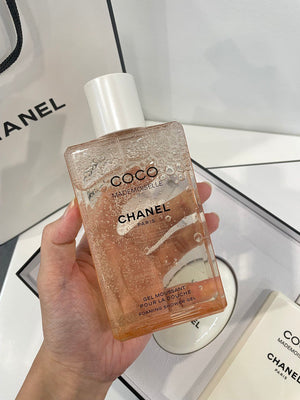 
            
                Load image into Gallery viewer, COCO MADEMOISELLE Set 3 in 1 Shower Gel, Hand Creme &amp;amp; Body Lotion by CHANEL
            
        